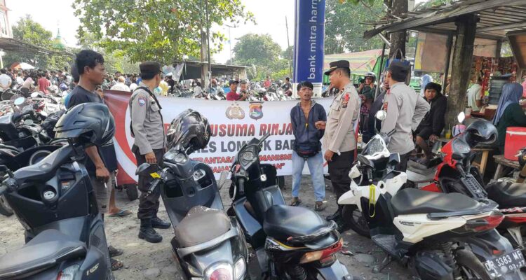 Polres Lombok Barat Gelar Ops Bina Kusuma Rinjani 2025, Jamin Keamanan di Pasar Kediri