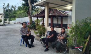 Bhabinkamtibmas Batulayar Barat Gaungkan Ketahanan Pangan di Dusun Batubolong