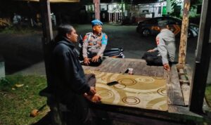 Kedekatan Polisi dan Masyarakat di Desa Rumak, Kunci Keamanan Berkelanjutan
